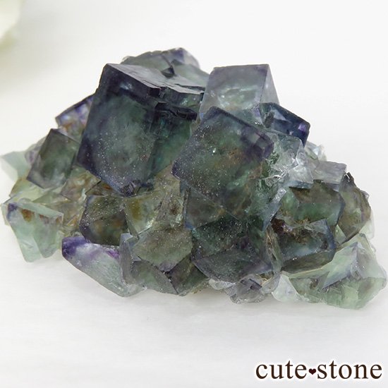 ナミビア産ブルー×グリーンフローライトの原石 49g - cute stone