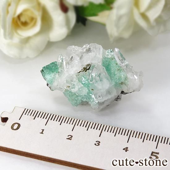 コロンビア ムゾー鉱山産 エメラルドの母岩付き結晶（原石） 13g