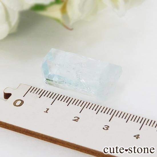 パキスタン スカルドゥ産 アクアマリンの単結晶（原石）6.5g