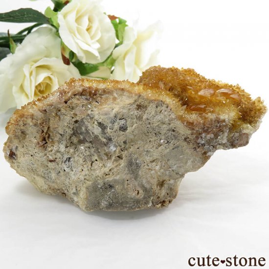 貴州省産 燐光カルサイトのクラスター(原石)186gの写真1 cute stone