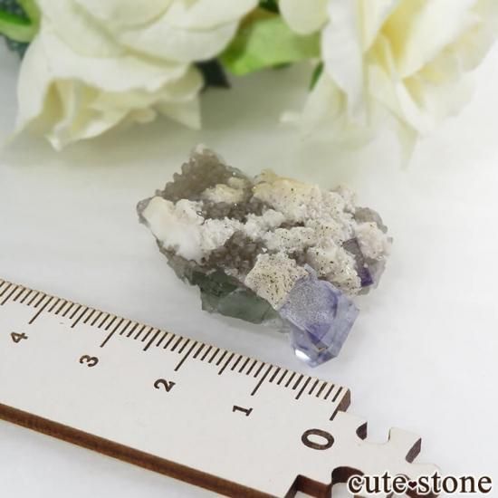 ヤオガンシャン産 ブルーフローライトの標本 16.1gの写真3 cute stone