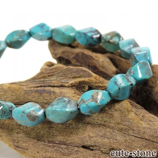 チベット産 ターコイズ(トルコ石) AA+ のツイスト型 ブレスレットの写真0 cute stone