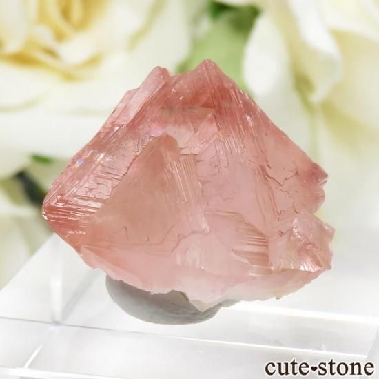 パキスタン Chumar Bakhoor産 ピンクフローライトの結晶(原石 パキスタン Chumar Bakhoor産 ピンクフローライトの結晶(原石