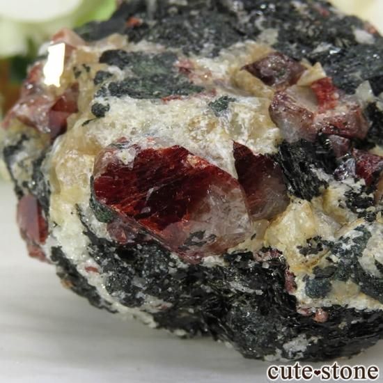 パキスタン産 ジルコンの原石 93g - cute stone -