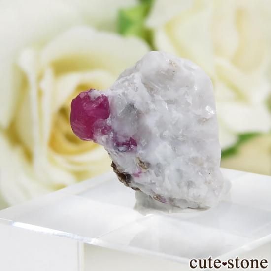 アフガニスタン Jegdalek ruby deposit産 ルビーの原石 2.5gの写真1 cute stone