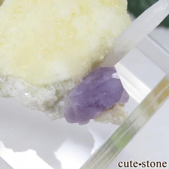 パキスタン スカルドゥ産 パープルアパタイト&クォーツの母岩付き結晶(原石) 8.3gの写真3 cute stone