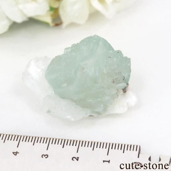 グリーンアポフィライト スティルバイト ヒューランタイト インド