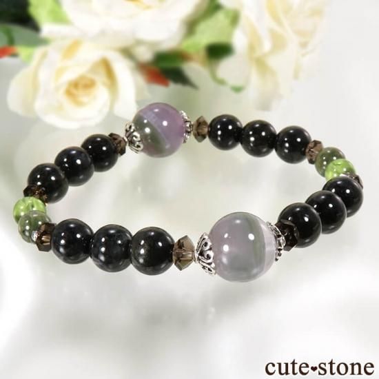 【Treasure of Dryad】 アメグリーン 黒翡翠 ペリドット コーネルピンのブレスレット - cute stone -