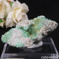 スペイン産グリーンフローライトの母岩付き結晶（原石）23gの画像