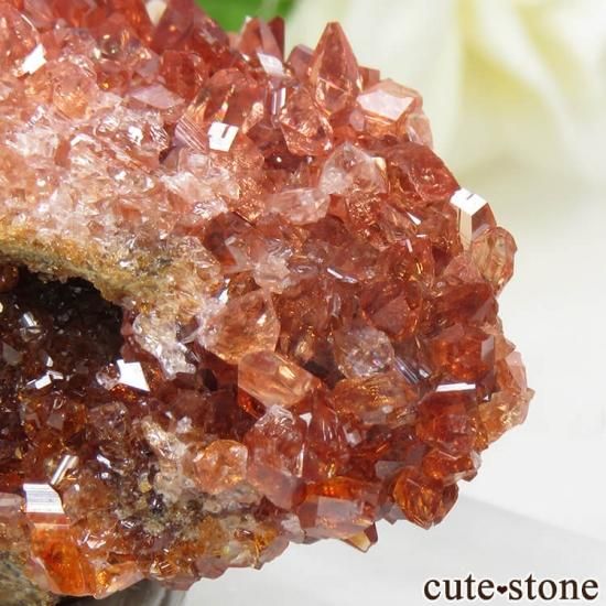 南アフリカ 産 ロードクロサイトの母岩付き結晶（原石） 33g