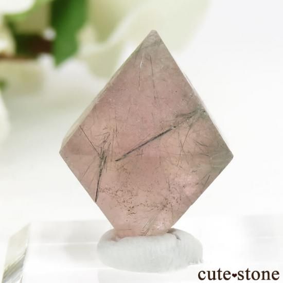 中国 内モンゴル産のピンクフローライトの結晶（原石）6g (2