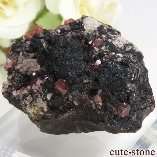 ペルー Uchucchacua Mine産 ロードクロサイトの母岩付き結晶(原石)81gの写真1 cute stone