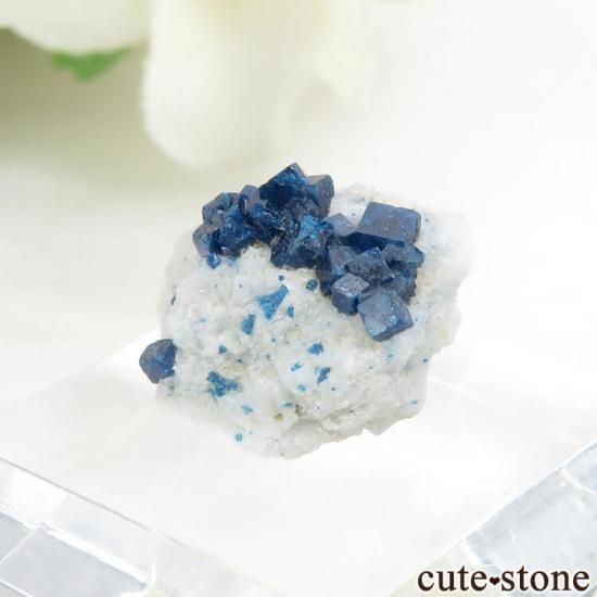 メキシコ産 ボレアイトの母岩付き結晶（原石）5.3ct - cute stone -