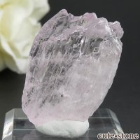 アフガニスタン産 クンツァイト (スポジュメン・リチア輝石) の結晶(原石) 9.8gの画像