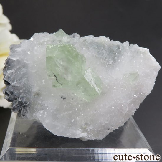 中国 湖南省産 グリーンフローライト＆クォーツの共生標本（原石）76g - cute stone -