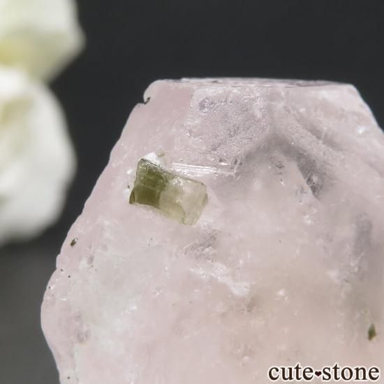 パキスタン スカルドゥ産 モルガナイト&トルマリンの結晶(原石) 7.5gの写真3 cute stone