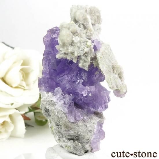 イタリア Monte Arsiccio Mine産 コキンバイトの母岩付き結晶(原石)33.2gの写真1 cute stone