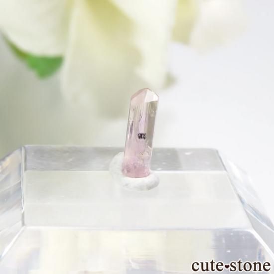 ロシア産ピンクトパーズ（インペリアルトパーズ）の結晶（原石） 0.2ct