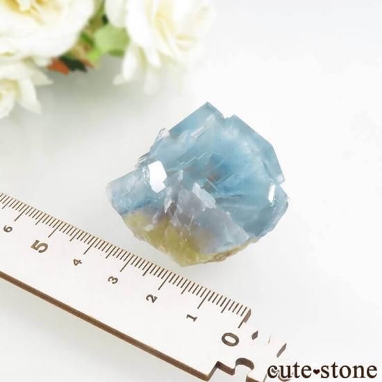 フランス La Barre Mine産 ブルー×イエローフローライトの結晶（原石