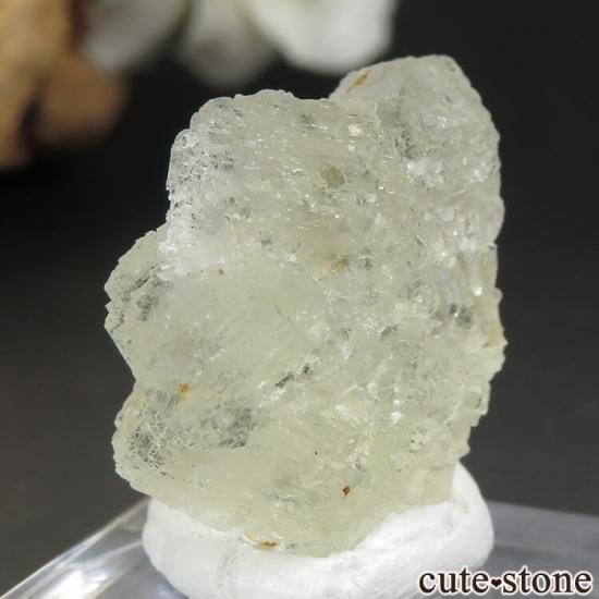 フランス Fontsante Mine産 ライトイエローフローライトの結晶(原石)7.2gの写真0 cute stone