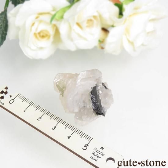 ヤオガンシャン産 カルサイト＆ウルフラマイト 26.2g - cute stone -