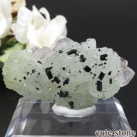 中国 四川省産 プレナイト＆クォーツ＆エピドートの結晶 17.9gの画像