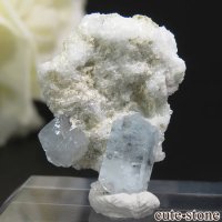 ナミビア エロンゴ産 ブルートパーズの結晶（原石）3.7gの画像