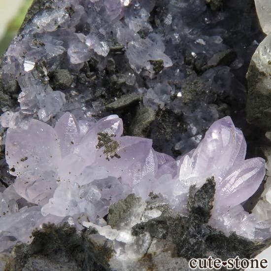 インド Khadakwani産 アメジストの原石 37gの写真0 cute stone