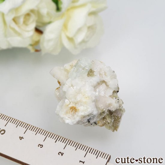 パキスタン シガル産 アクアマリン＆モスコバイト（原石） 26.8gの写真4 cute stone