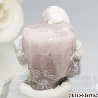 パキスタン シガル産 ピンクアパタイトの結晶（原石） 7.6gの画像