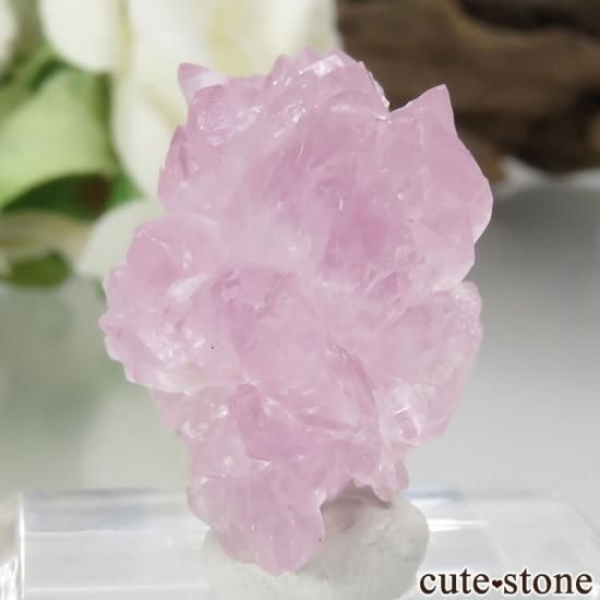ブラジル ミナスジェライス州産 ローズクォーツの結晶 5.7g