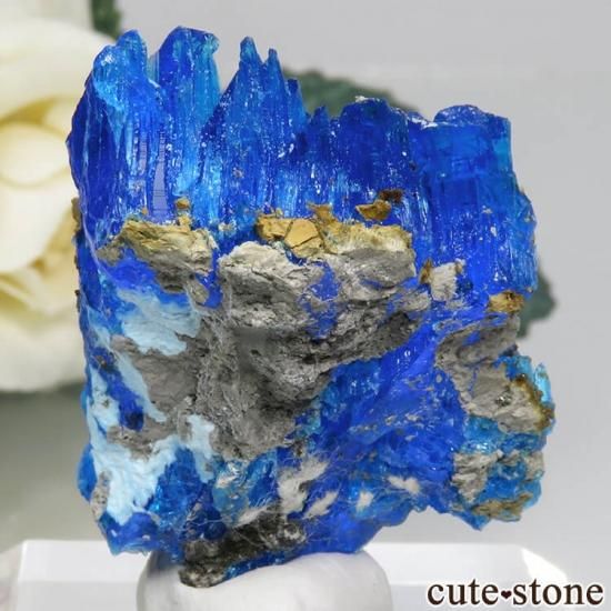 南アフリカ Hotazel Mine ロードクロサイトの母岩付き結晶（原石