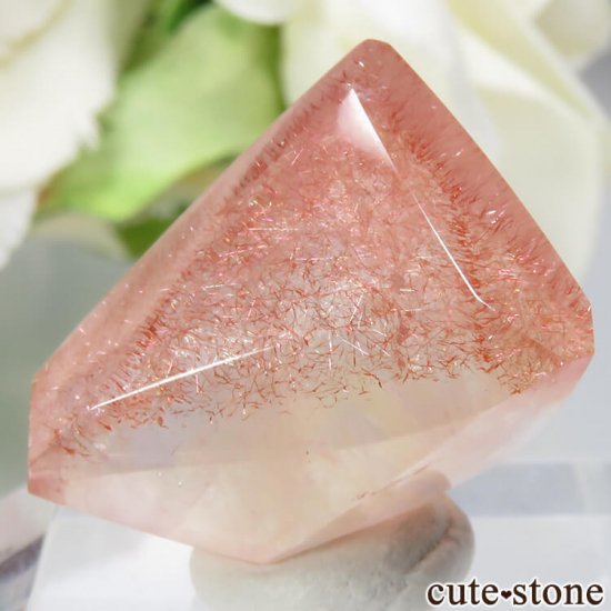カザフスタン産 ストロベリークォーツ(苺水晶)のポリッシュ原石 No.2 - cute stone -