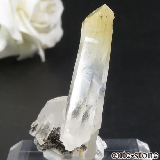 コロンビア産 マンゴークォーツ（ハロイサイト イン クォーツ）の原石