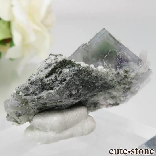 ドイツ Dorfel Quarry産 ライトブルー×グリーンフローライト&クォーツ No.40の写真1 cute stone