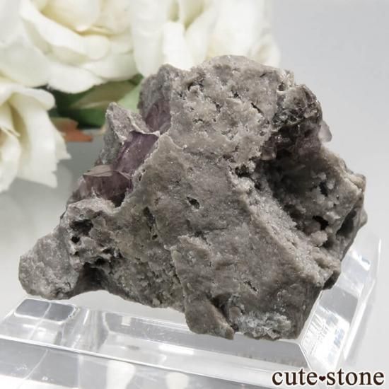 フランス Bergheim産 パープルフローライトの原石 No.1の写真1 cute stone