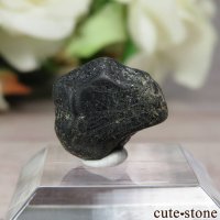 ブラジル Malacacheta産 アレキサンドライト（クリソベリル）の原石（双晶） No.2の画像