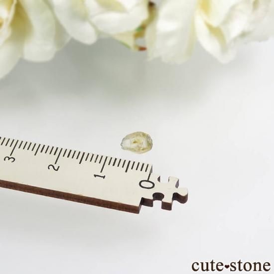 スリランカ Ratnapura産 サファイアの結晶 No.27の写真3 cute stone