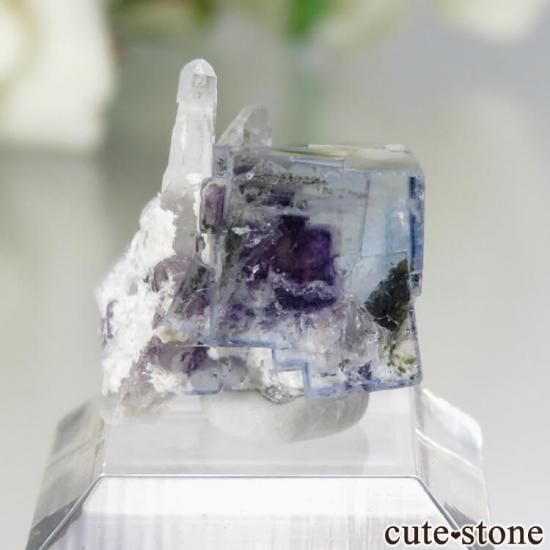 ヤオガンシャン産 フローライト＆クォーツの原石 No.55 - cute stone -