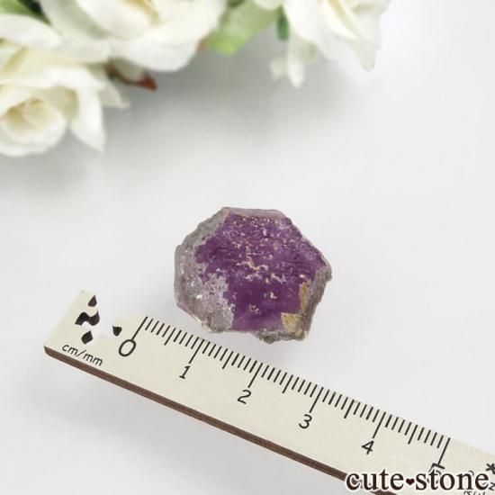 メキシコ チワワ産 パープルフローライトの原石 No.3の写真3 cute stone