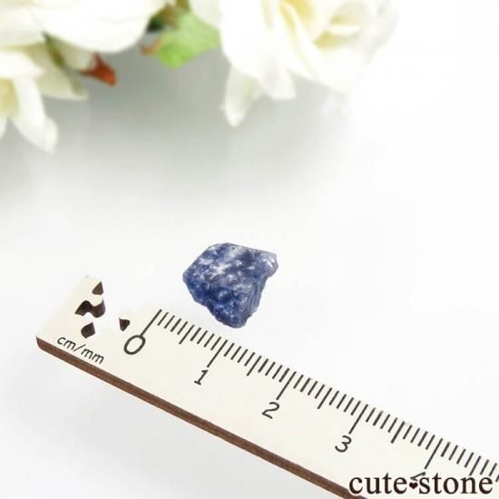 ブラジル産 デュモルチェライトインクォーツの原石 No.7の写真4 cute stone