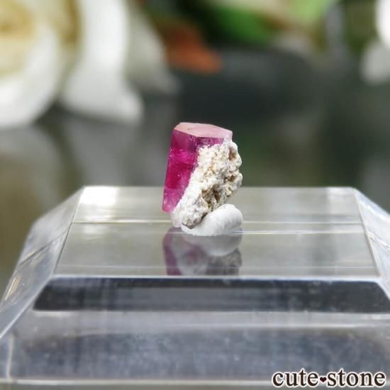 アメリカ ユタ州産　レッドベリル　原石　鉱物標本　天然石　宝石 アメリカ ユタ州産 レッドベリルの原石 No.24 - cute stone -