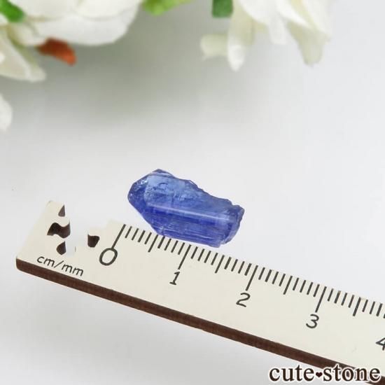 タンザニア メレラニ産 タンザナイトの原石(加熱処理) No.74の写真3 cute stone