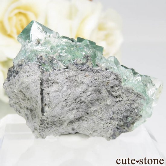 中国 Xianghualing Mine産 グリーンフローライトの原石 No.50の写真1 cute stone
