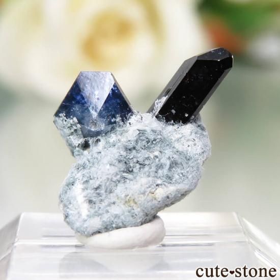 カリフォルニア California State Gem Mine産 ベニトアイト カリフォルニア California State Gem Mine産 ベニトアイト