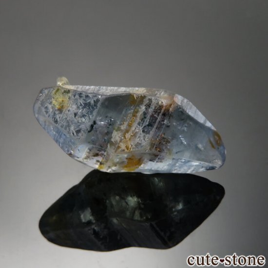 スリランカ Ratnapura産 大きなサファイアの結晶