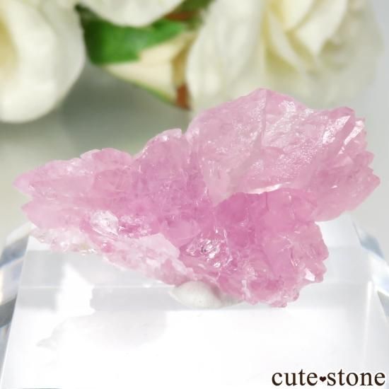 【ブラジル/ミナスジェライス産】ローズクォーツクラスター ブラジル ミナスジェライス州 Taquaral産 ローズクォーツの結晶