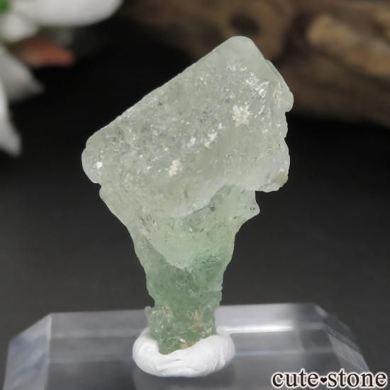 ナミビア産 イエロー×グリーンフローライト（セプターフローライト）の