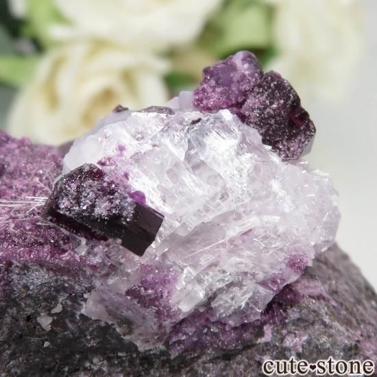 トルコ Kop Krom mine産 カメレライト&カルサイトの母岩付き原石 No.2の写真0 cute stone