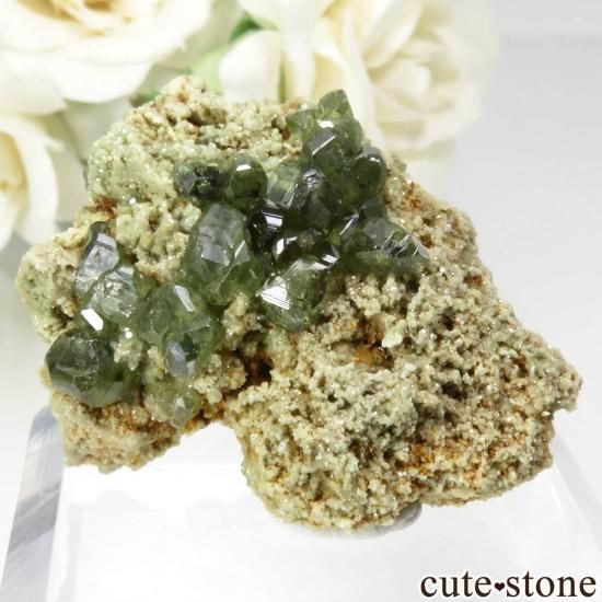 【マダガスカル/アンバンジャ産】デマントイドガーネット マダガスカル産のデマントイドガーネットの結晶 No.7 - cute stone -